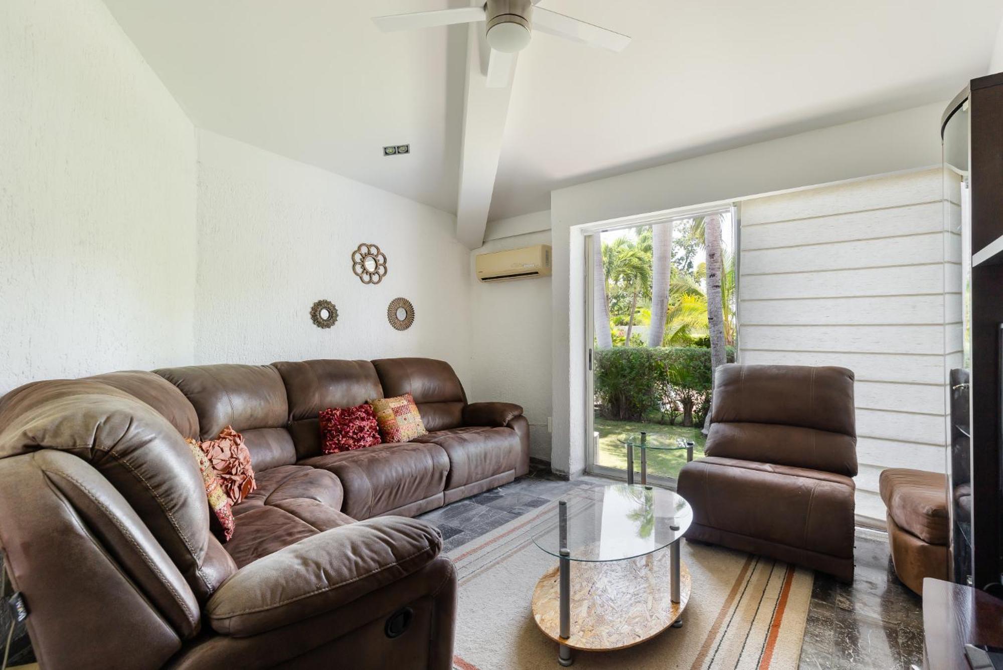 Large House - Walking To Beach - 10 Guests! Cancun Luaran gambar