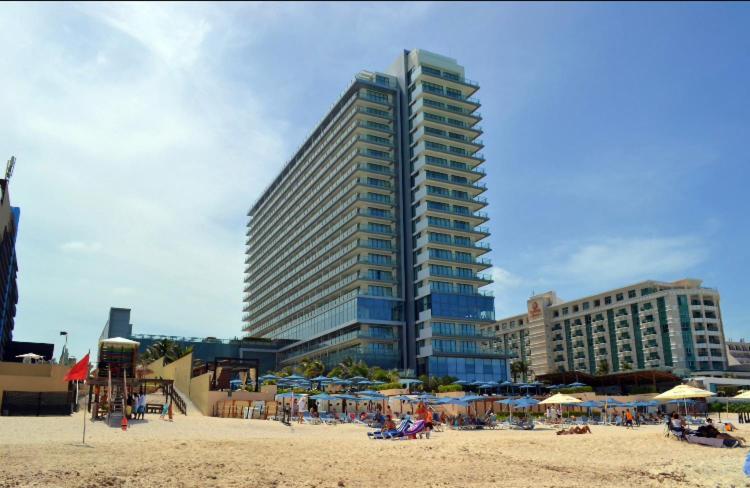 Large House - Walking To Beach - 10 Guests! Cancun Luaran gambar